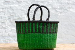 Fairtrade skuldertaske i flotte farver | den her